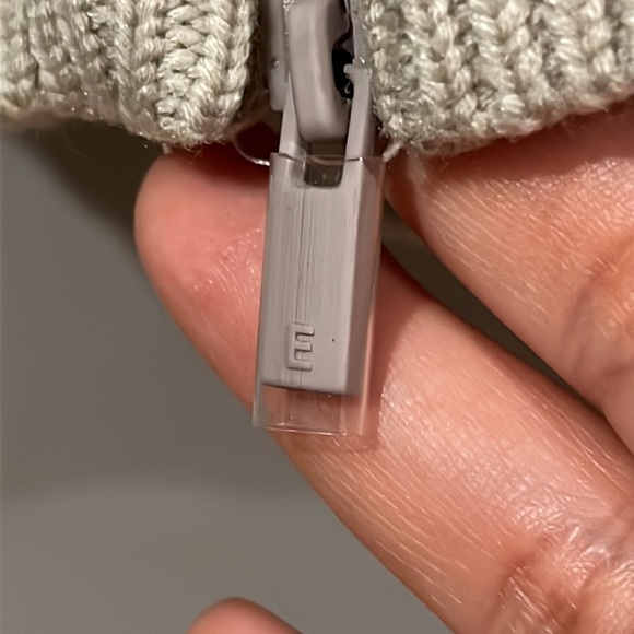 FEAR OF GOD ESSENTIALS Knit Zip Jacket size M - Picture 5 of 17